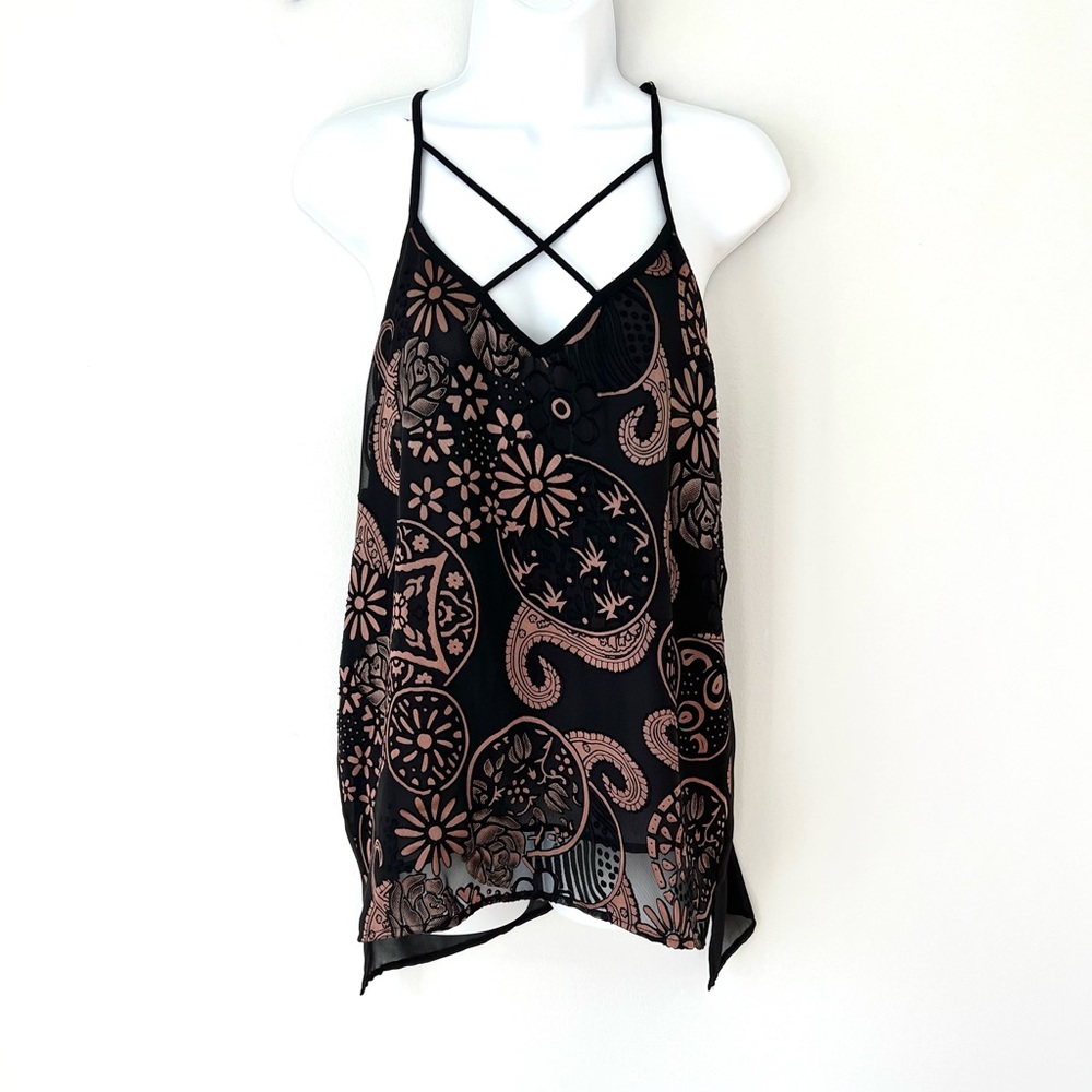 NWT SINGLE LA Sleeveless Embroidered Strappy Tank Top Blouse Black Gold Small